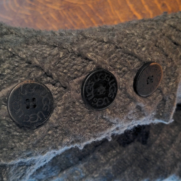 UGG cardigan boots, grey size 7 7.5 - Picture 4 of 5